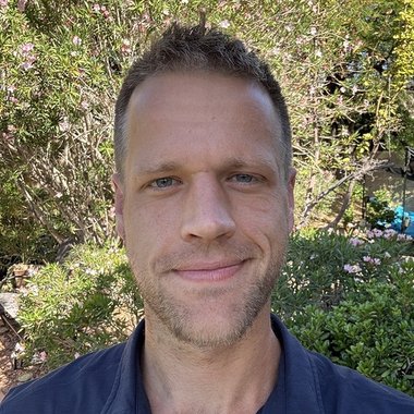 Wesley L. - Freelance Ai Prompt Engineer