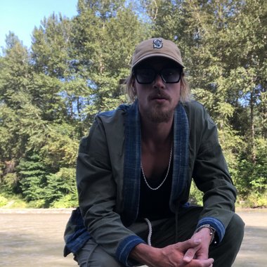 R. F. - Freelance Creative Producer