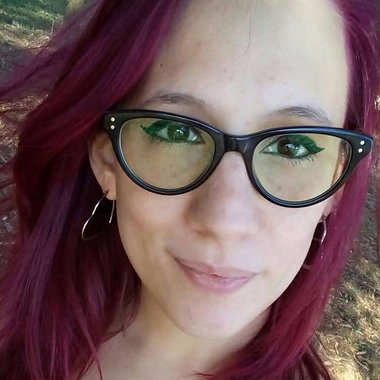 Guillermina I. - Freelance Artworker