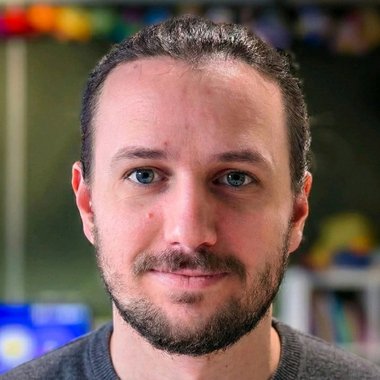 Eliott M. - Freelance Developer