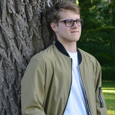 Gideon H. - Freelance Audio Mixer