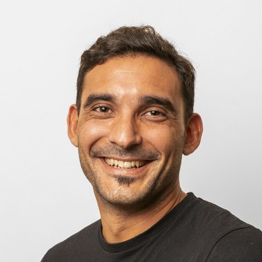 Damian G. - Freelance Ui Designer