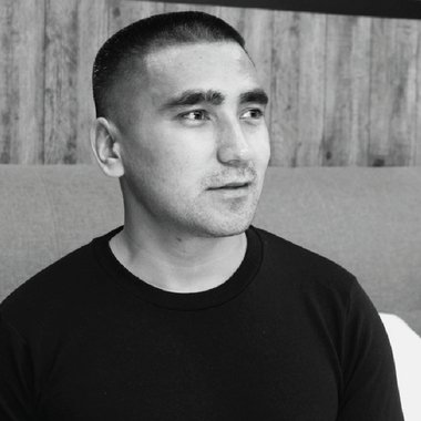 Razaq - Freelance Ui Designer