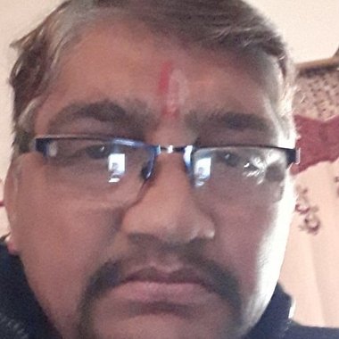 Deepchiya97 - Freelance Logo Designer