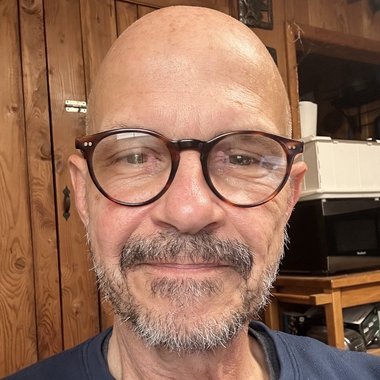 redsoxburns - Freelance Social Media Freelancer