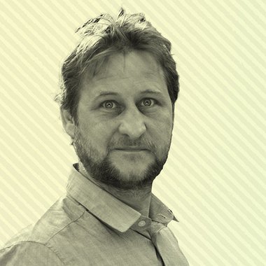 Tomas H. - Freelance Graphic Designer