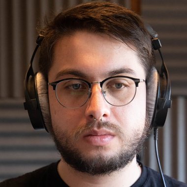 Daniel C. - Freelance Musician