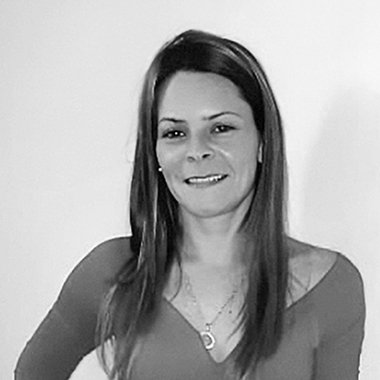 Cecilia B. - Freelance Social Media Freelancer