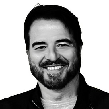 Daniel F. - Freelance Designer
