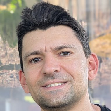 Alex L. - Freelance Developer