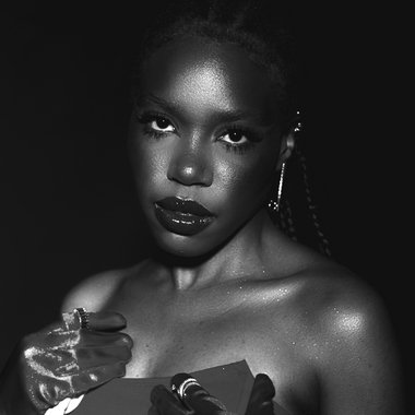 Angie o. - Freelance Content Strategist