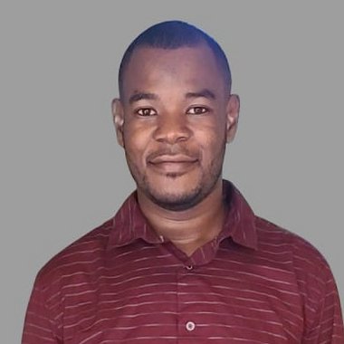 IDDI B. - Freelance Social Media Freelancer