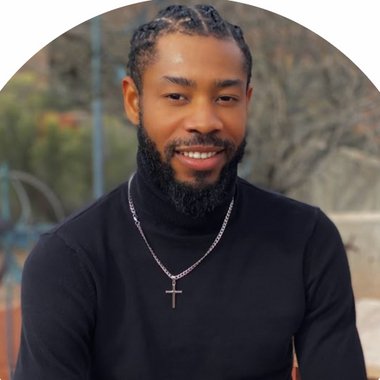 Ifeanyi E. - Freelance Web Developer