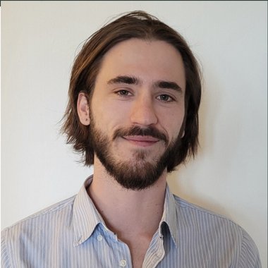 Eliott V. - Freelance Mastering Engineer