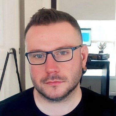 Jon E. - Freelance Online Trainer