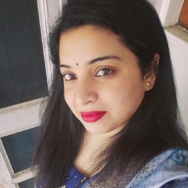 leena s. - Freelance Graphic Designer