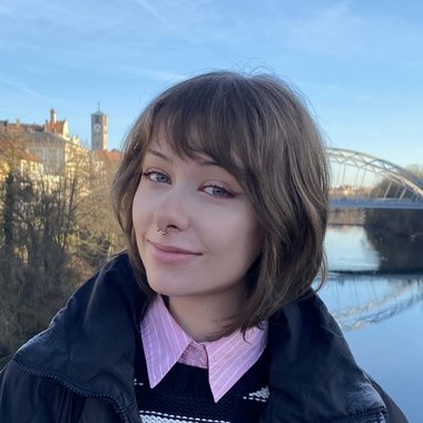 Diana S. - Freelance Image Editor