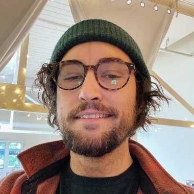 Showdeer - Freelance Artist