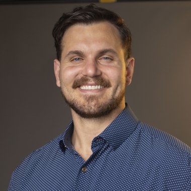 Jonny C. - Freelance Social Media Freelancer