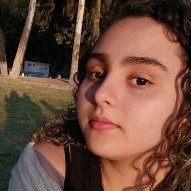 Itzel G. - Freelance Illustrator