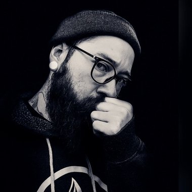 Michxl I. - Freelance Camera Operator