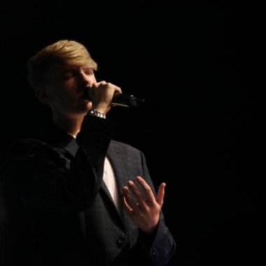 Ronan m. - Freelance Songwriter