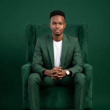 Samuel O. - Freelance Social Media Manager