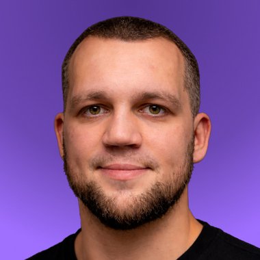Artur K. - Freelance Graphic Designer