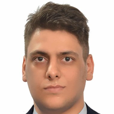 Amir J. - Freelance Ui Designer