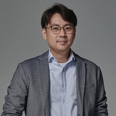 Hanjin M. - Freelance Creative Director
