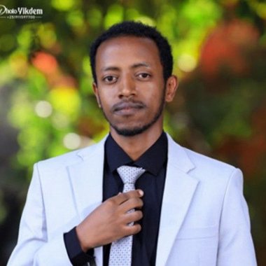 Yonas A. - Freelance Designer