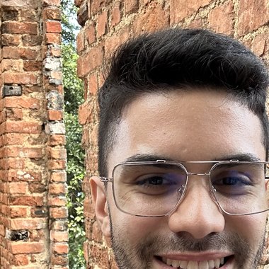 Lucas G. - Freelance Developer