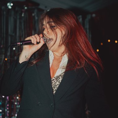Jennifer N. - Freelance Band Member