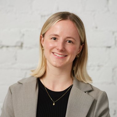 Caitlin P. - Freelance Infographic Designer