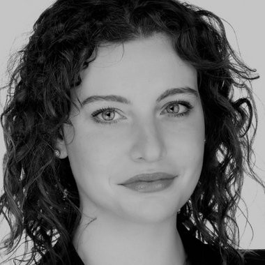 Veronica F. - Freelance Podcast Producer