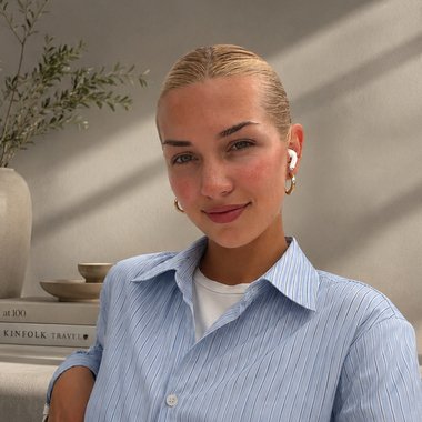 ANNA V. - Freelance Digital Marketer