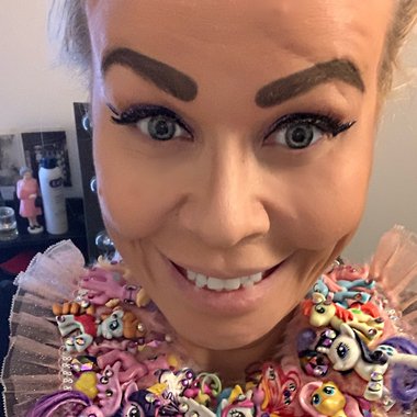 Camilla G. - Freelance Ai Prompt Engineer