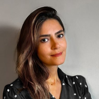 Homa F. - Freelance Brand Designer