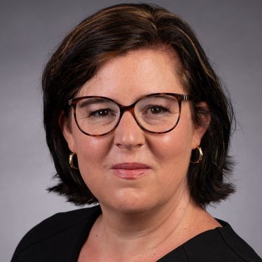 Julia H. - Freelance Presenter