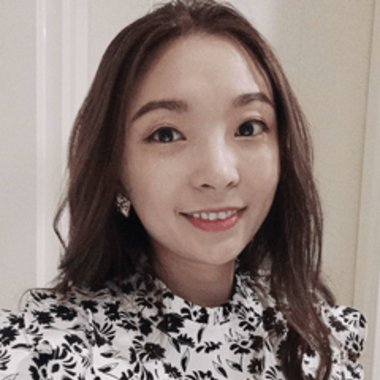 Esther - Freelance Artworker
