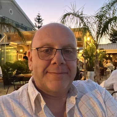 Dennis K. - Freelance Mixing Engineer