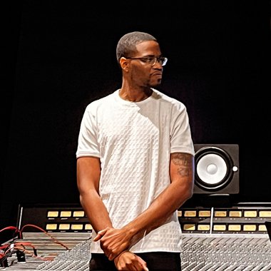 Derek L. - Freelance Music Composer