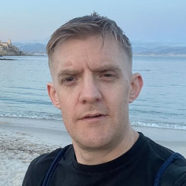 Elliott D. - Freelance App Developer