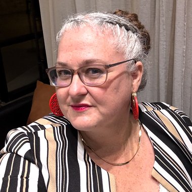 Raechel S. - Freelance Graphic Designer