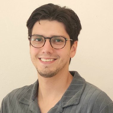 Daniel J. - Freelance Photoshop Editor