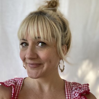 Katie W. - Freelance Social Media Manager