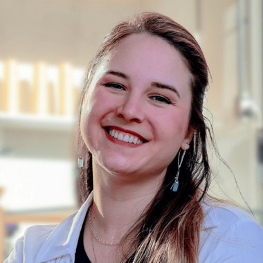 Raquel R. - Freelance Content Creator