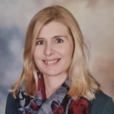 Nicola K. - Freelance Writer