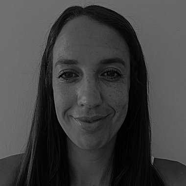 Elvira S. - Freelance Content Creator