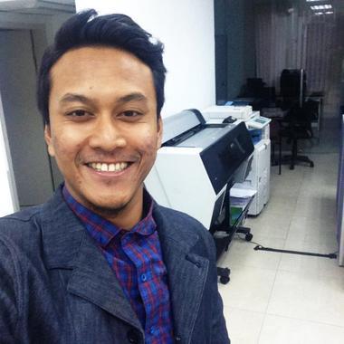 Anwar S. - Freelance Designer